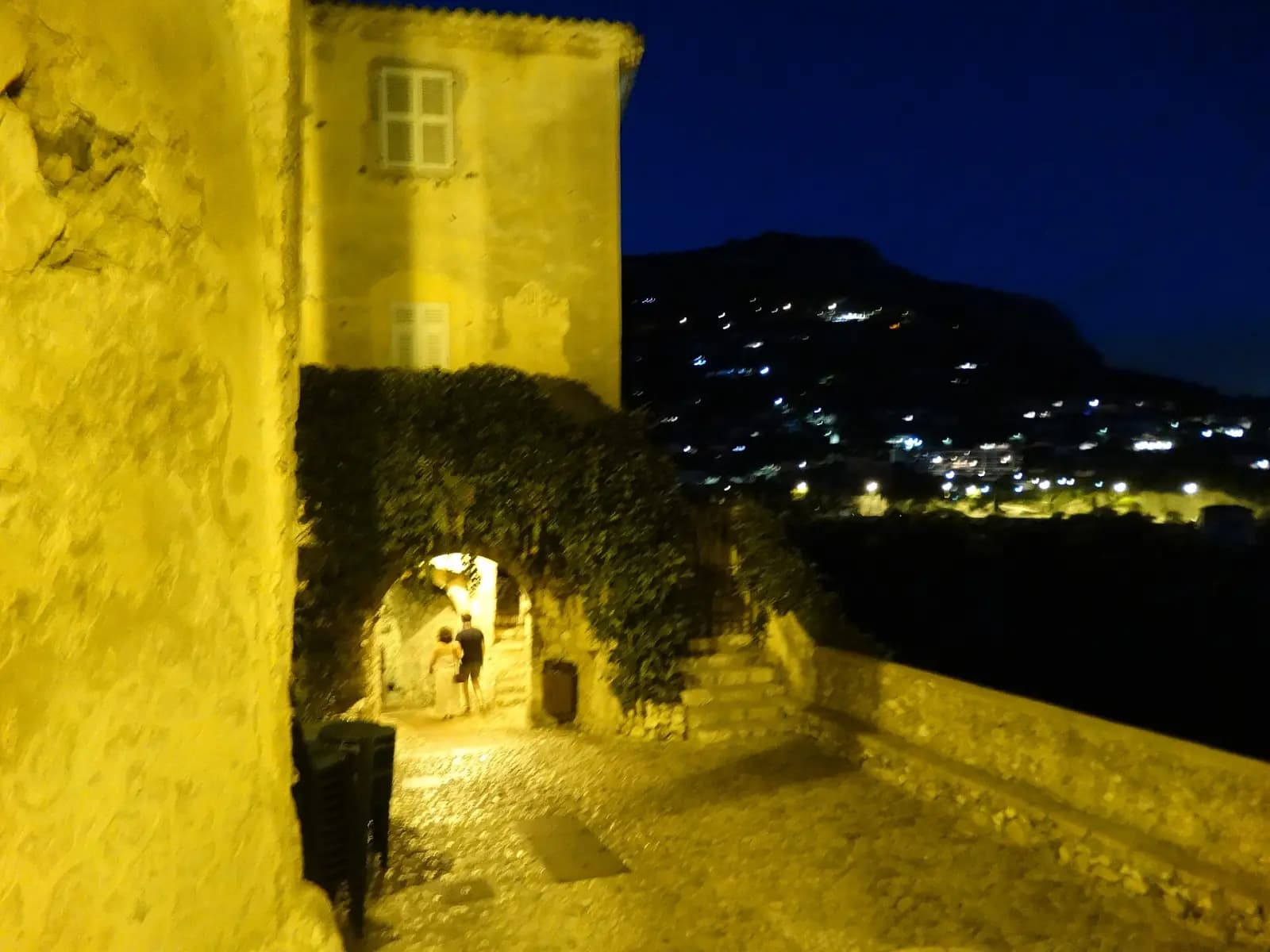 Èze